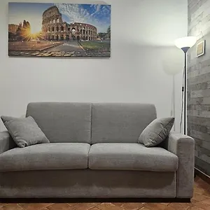 50 Passi Colosseo Rome