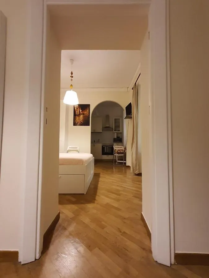 Casa Vacanza Colosseo Whole Holiday Home Apartment Da Pamino & Priscilla Rome
